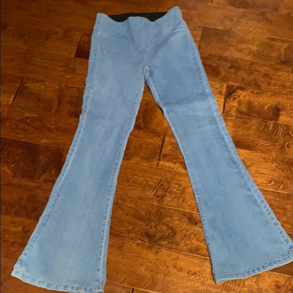 Stretchy bell bottom jeggings